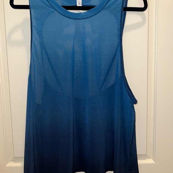 Lululemon Blue Ombré Open Bank Tank - Picture 3 of 4